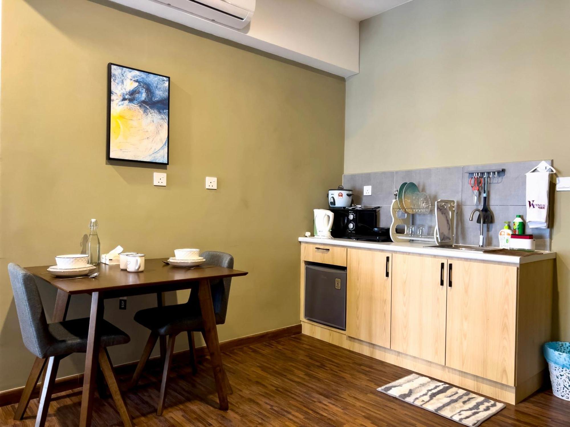 Hush Inn At K Avenue كوتا كينابالو المظهر الخارجي الصورة